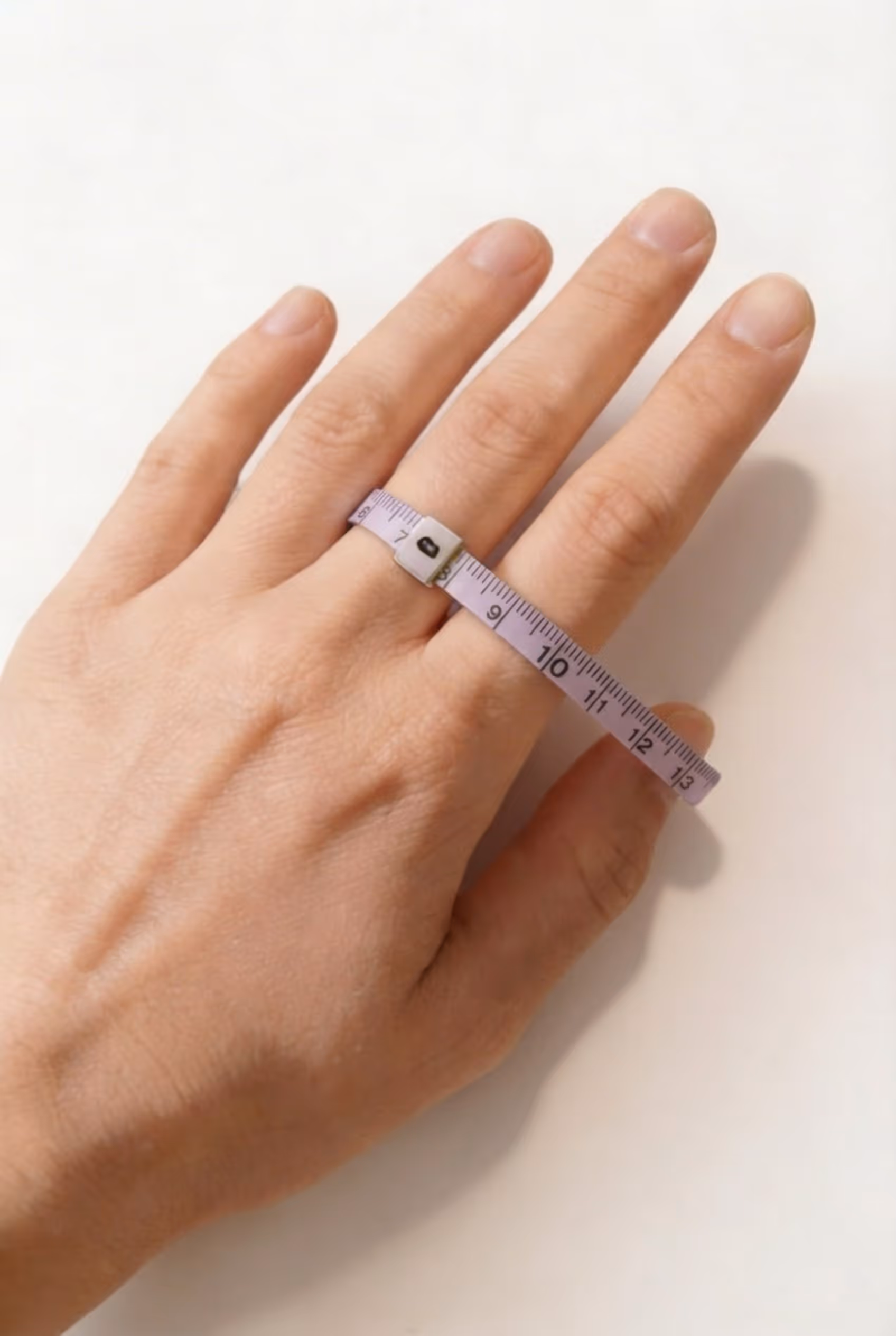 Ring sizing guide